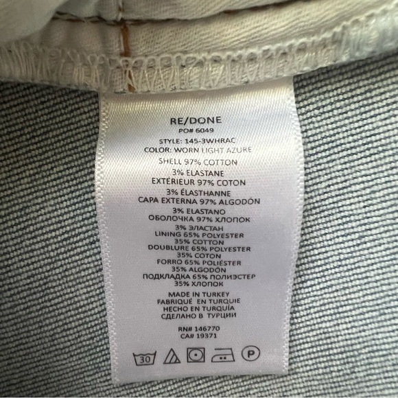 Re/Done Originals 90s High Rise Ankle Crop Denim in Worn Light Azure - Picture 10 of 11